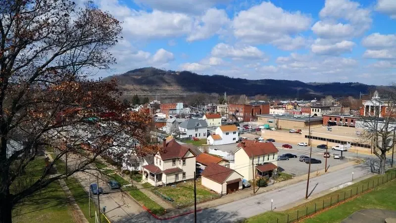 Moundsville 800x450